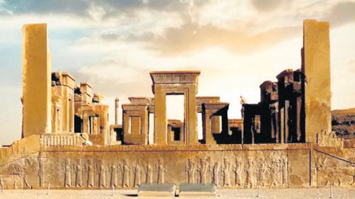 Persepolis batıyor mu?