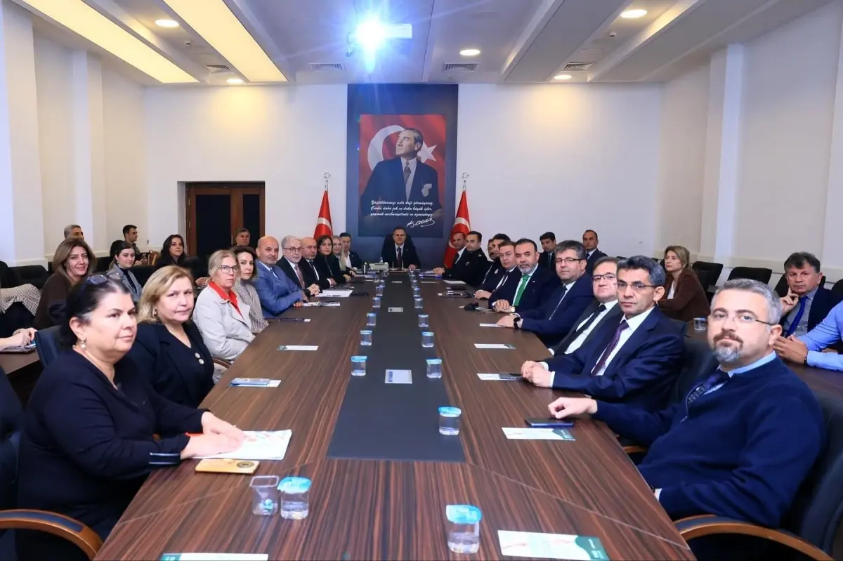 Bağımlılıkla Mücadele Toplantısı: Sağlıklı Bir Nesil Hedefleniyor