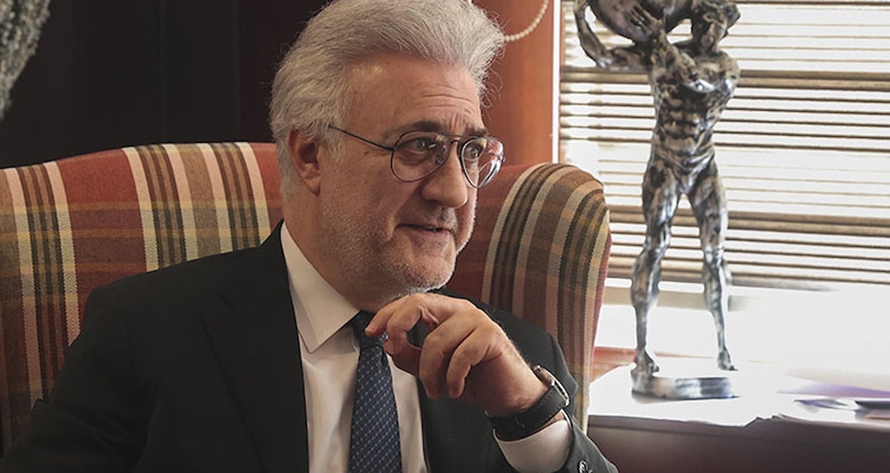 Komisyonda ‘Tamer Karadağlı’ krizi! Eleştirilere gülerek karşılık verdi