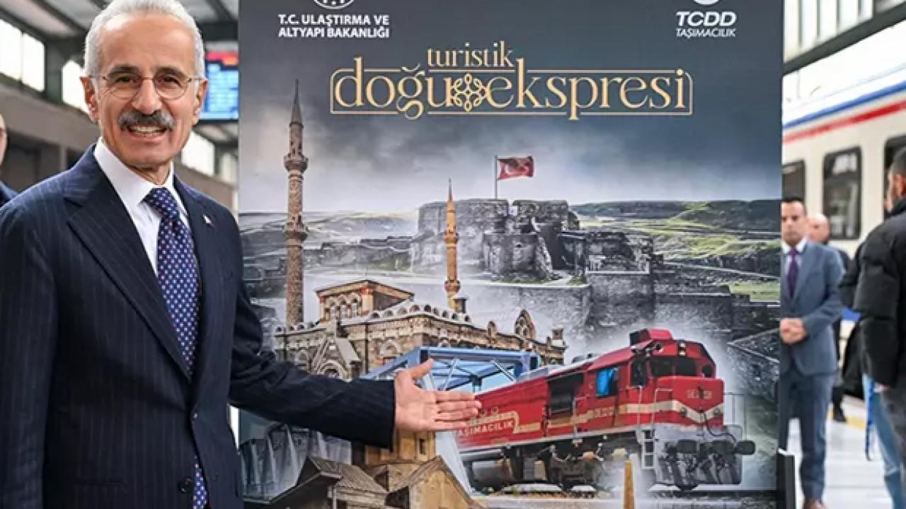 Bakan Uraloğlu, Turistik Doğu Ekspresi’nin yeni sezondaki ilk seferini uğurladı