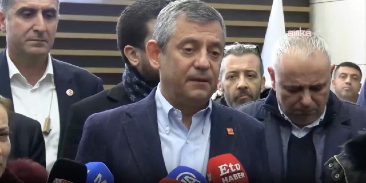 Özel’den Durbay ailesine ziyaret sonrası gözyaşları içinde açıklama: Artık bir şey olacaksa bana olsun