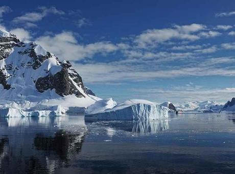 Dünyanın ilk buzul sığınağı açıldı!