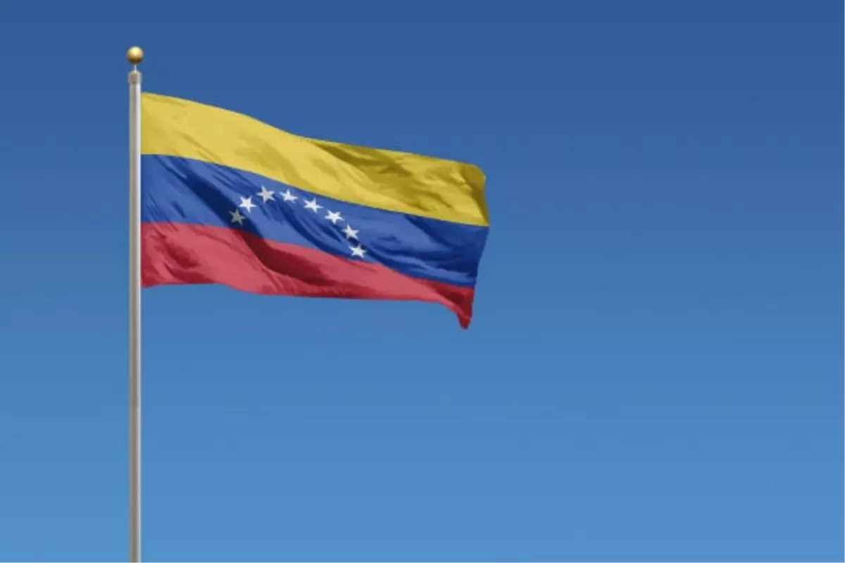 Venezuela’da İHA’ya Ateş Açıldı