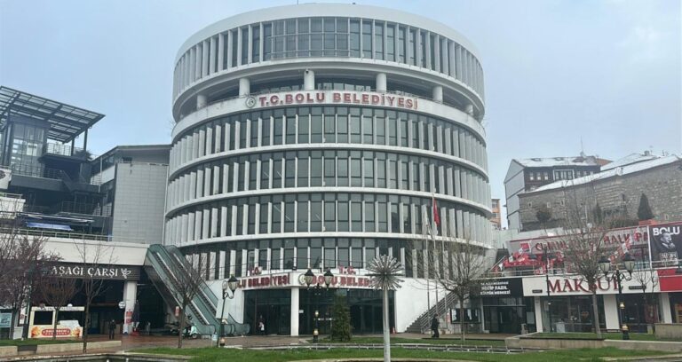 son-dakika-bolu-belediyesinde-arama-qAqw6w2q