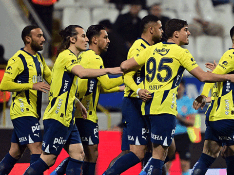 Fenerbahcenin eski yildizi galatasarayin radarinda transferde b plani hazir MLTVRtB6