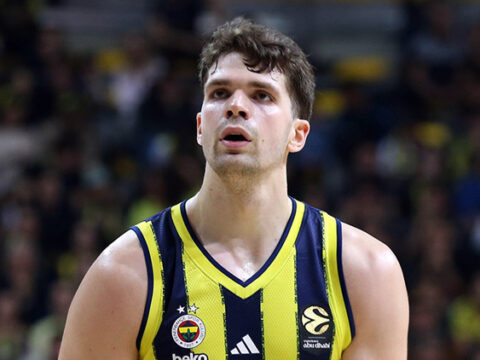 Tarik biberovicten fenerbahceye veda bu anin bir gun gelecegini hic hayal etmemistim WQ22jtCp